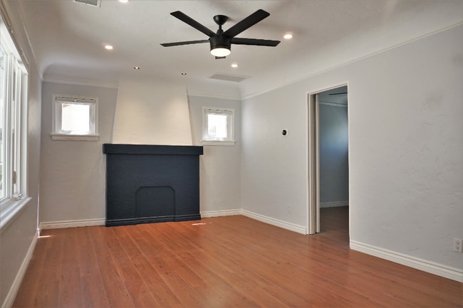 Building Photo - 33 St Joseph Ave Rental