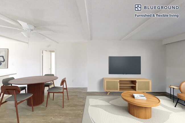 Photo - 555 Paularino Ave Unidad FL2-ID10472A