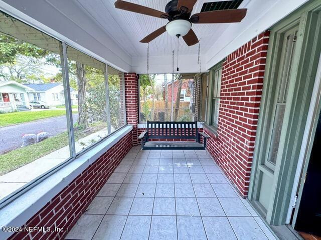 Photo - 744 West St