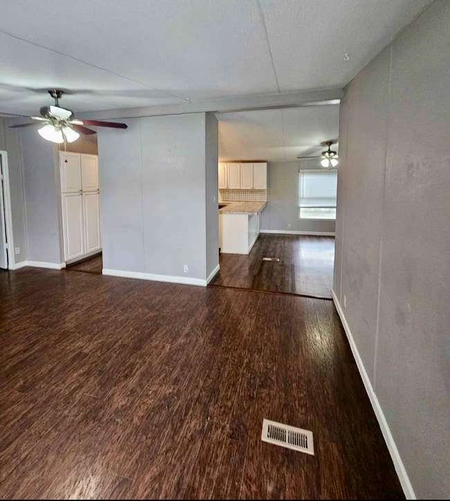 Photo - 6006 Pleasant Valley Rd