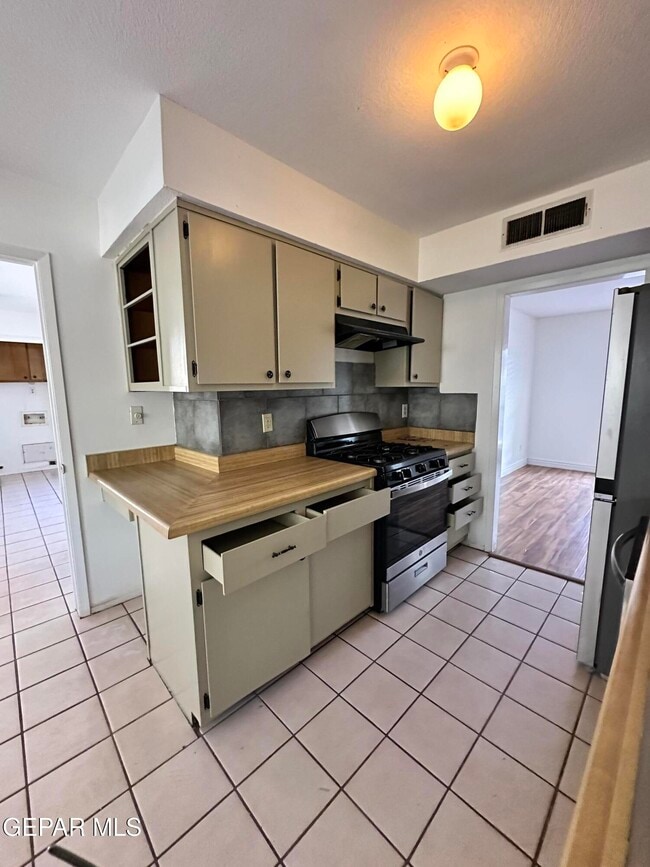 Photo - 1309 Lonewood Dr