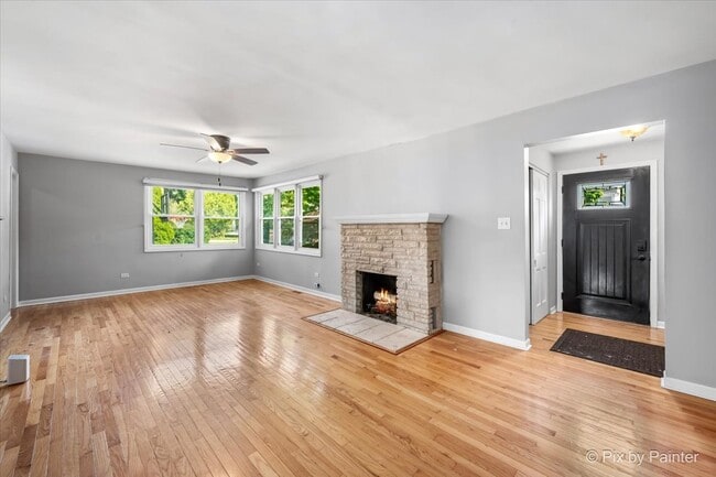 Photo - 120 W Hillside Ave