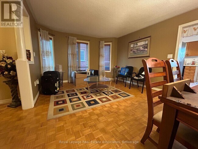 Photo - 122 Pressed Brick Dr