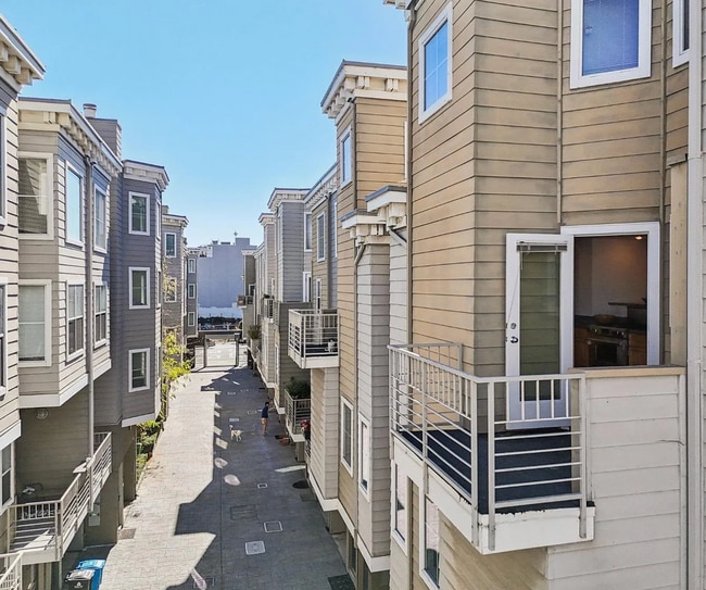 Photo - 28 Jennifer Pl