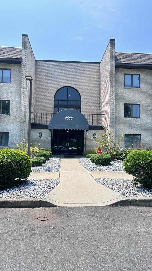 Photo - 2105 Dolphin Ave