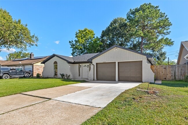 Photo - 11423 Hazen St