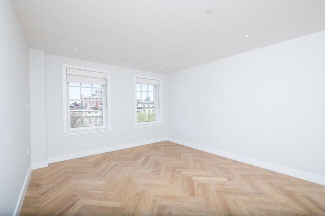 Photo - 11 Commonwealth Ave