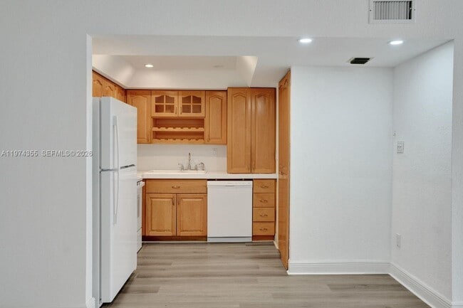 Photo - 1450 Brickell Bay Dr Unit 503