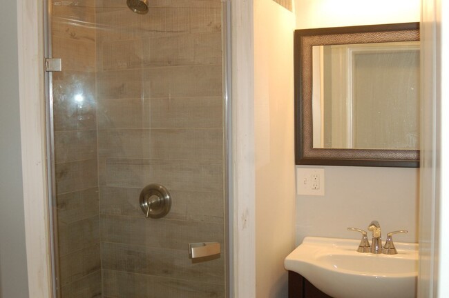 Photo - 330 Western Ave Unidad 3