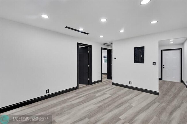 Photo - 5310 NW 16th St Unit C