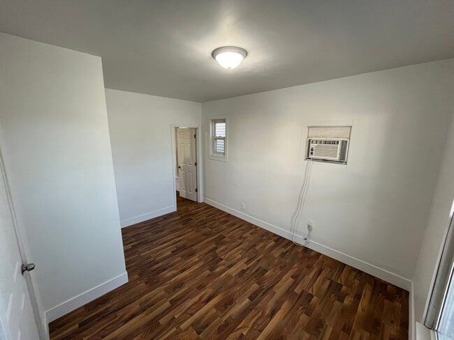 Photo - 1608 Hayes Ave
