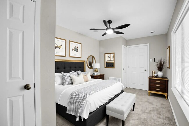 Photo - 125 Vandenburg Dr Unit 101-Left