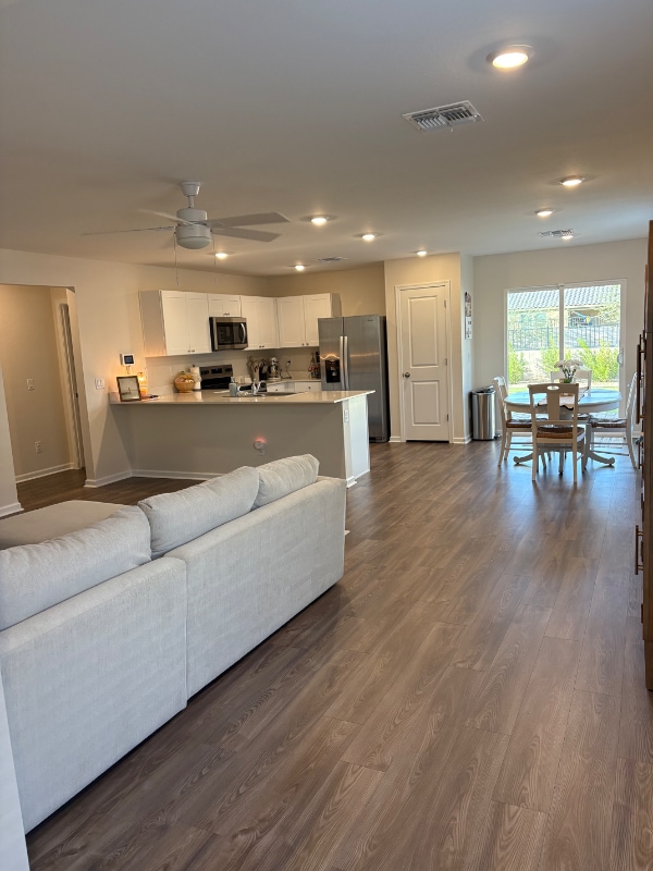 Photo - 1118 E Brookwood Dr