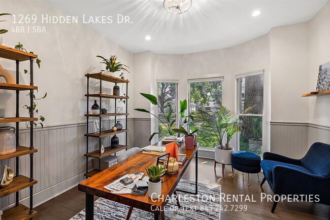 Photo - 1269 Hidden Lakes Dr House