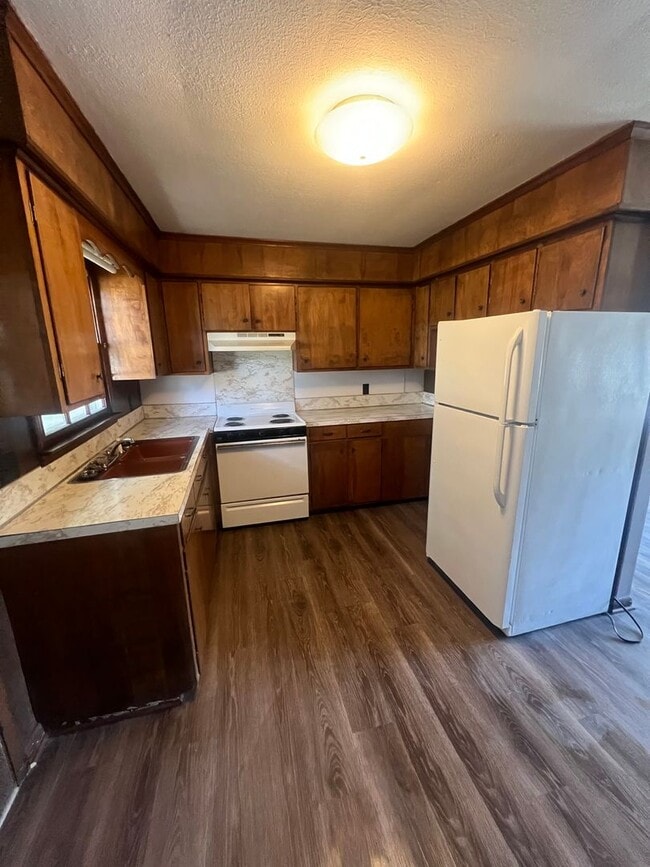 Photo - 402 Parrish St Unit B