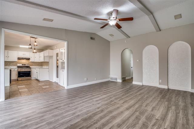 Photo - 2115 Bowie Dr