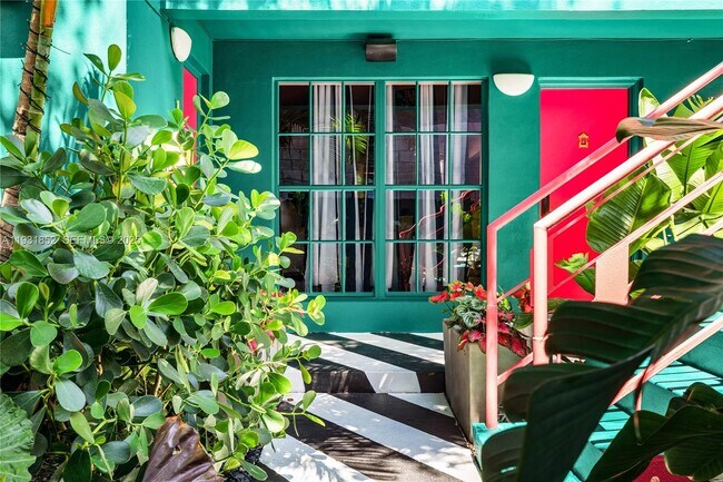 Photo - 1007 SE 2nd Ct Unit 4