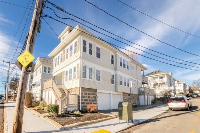 Photo - 76 Westglow St Unit 1