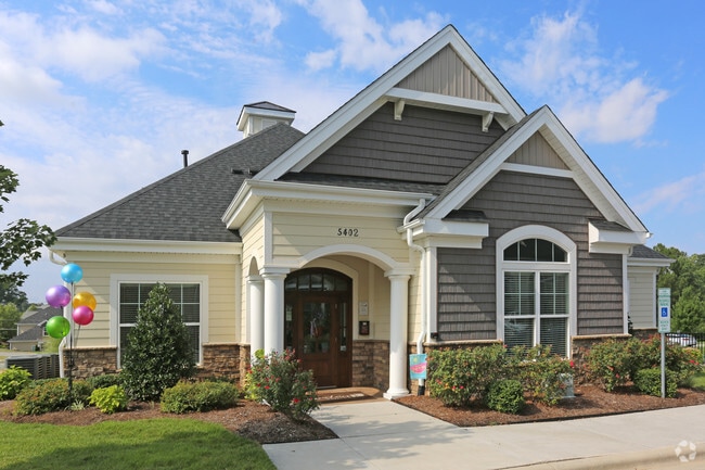 New Garden Square