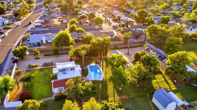 Aerial - From East - 712 W Manhatton Dr Unit Main House