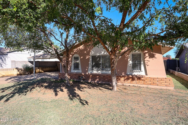 Photo - 2324 West Myrtle Ave