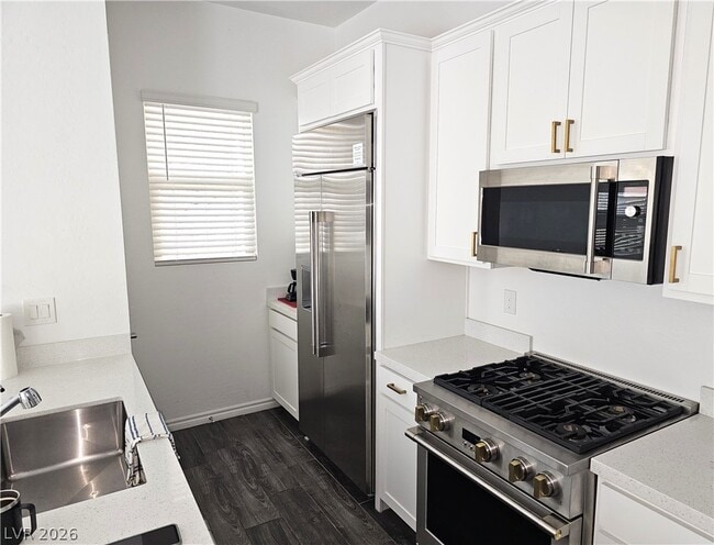 Photo - 921 Mayfield Mnr Ln