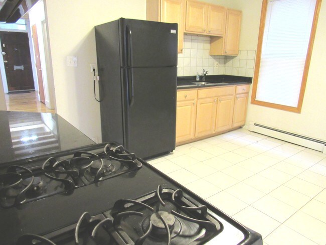 Photo - 188 Hillside St Unidad 1