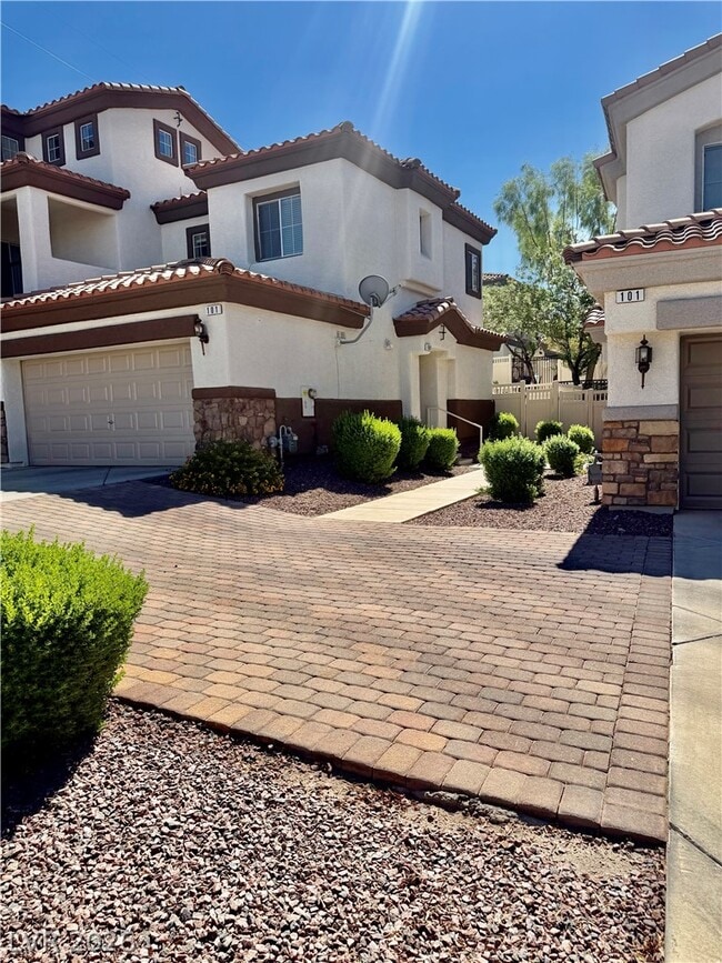Photo - 1088 Luna Eclipse Ln