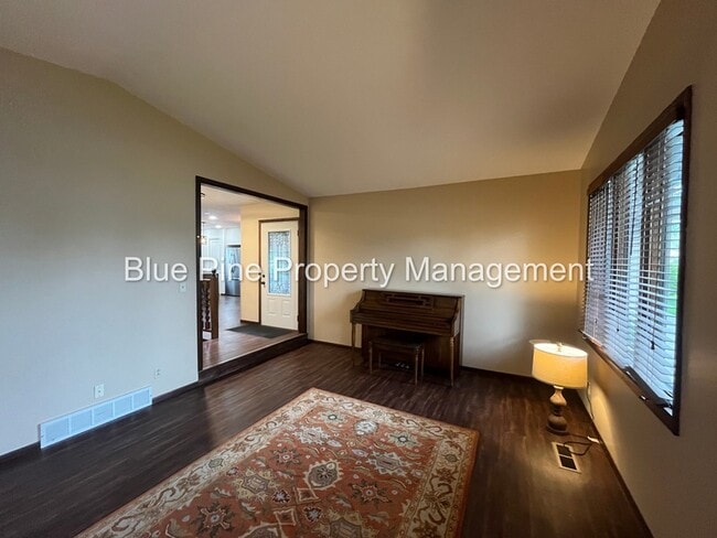 Photo - 409 Ruth Ave