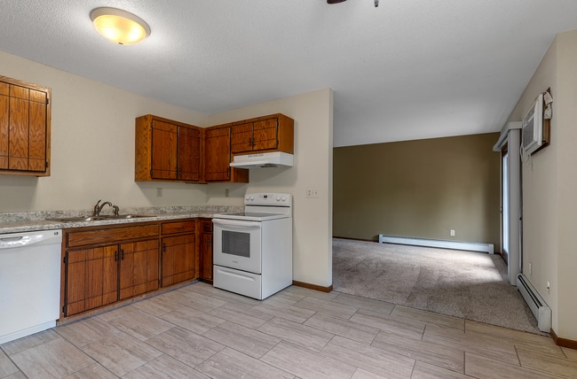 Photo - Tower Heights Unit 304