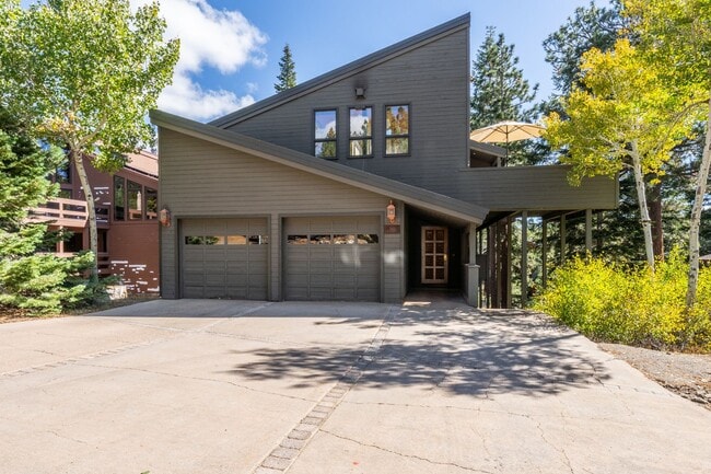 Photo - 283 Monterey Pine Rd