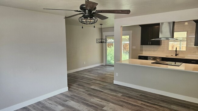 Photo - 3 Bedroom Cozy Remodeled Home