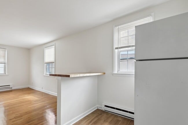 Photo - 2325 Haverford Rd