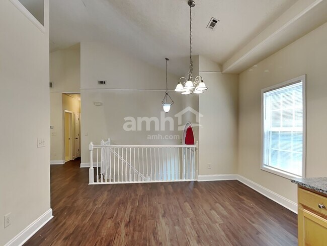 Photo - 4701 W Lake Dr SE