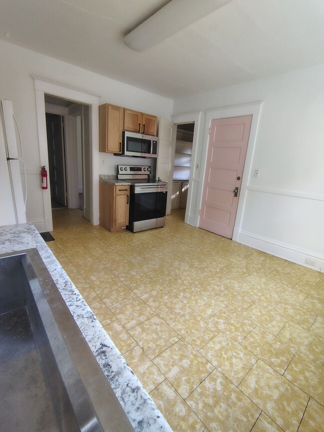 Photo - 1812 S 4th St