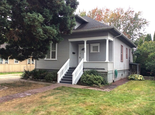 Lovely, older home in Downtown Kent1 Now a... - Lovely, older home in Downtown Kent1 Now a...