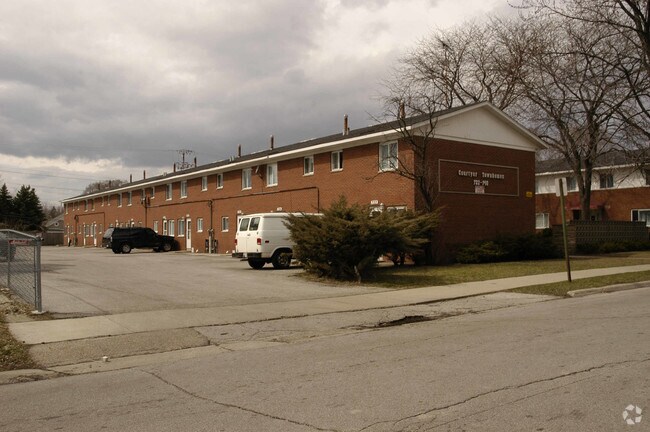 Photo - Courtyard Townhouses