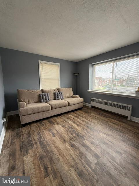 Photo - 6301 Sylvester St