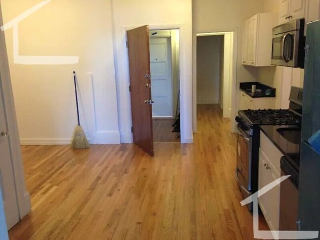 Photo - No Brokers Fee, No Security Deposit, Central Kenmore Sq. Location, Heat, Hot Water Included