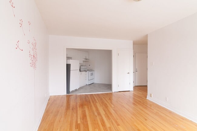 Photo - 3010 Av. Van Horne Unit 26