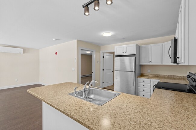 Cumberland Foreside Village Apartments