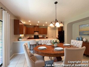 Photo - 2830 Zurich Casa