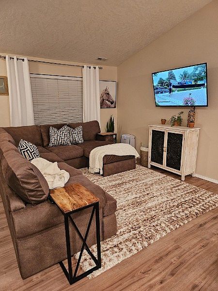 Photo - 1029 S Jackson Ave