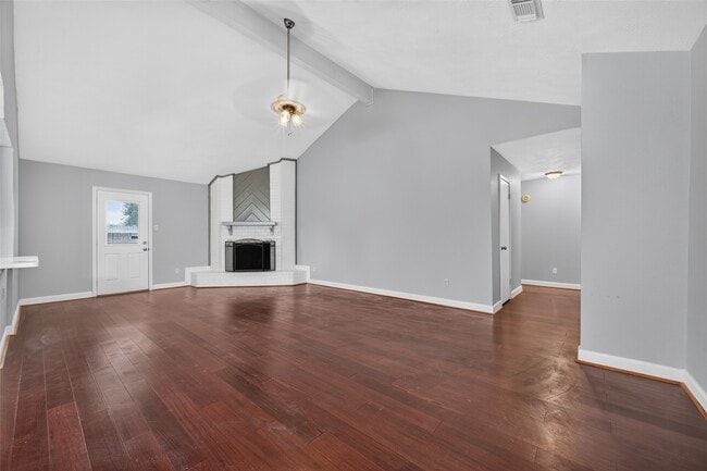 Photo - 2450 Long Reach Dr