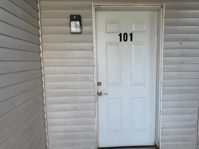 Photo - 130 View Ct