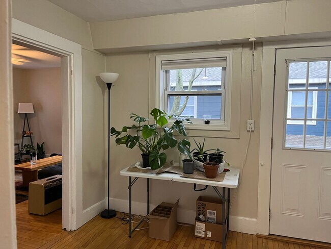 Photo - 469 Cumberland Ave Unit 6