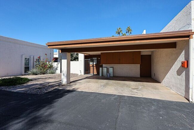 Photo - Amazing 3beds/2baths Townhome in Tempe!