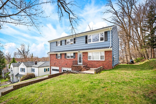 Photo - 93 Harrison Ave Unit 2