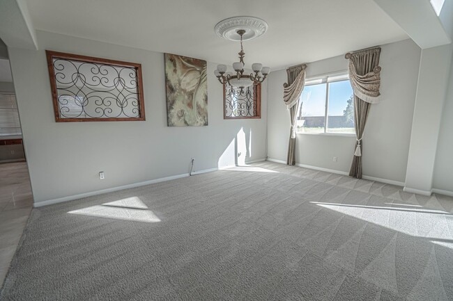 Photo - Stunning 4-Bedroom Home for Rent in Palmdale!