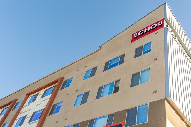 Echo 1055 - Echo 1055